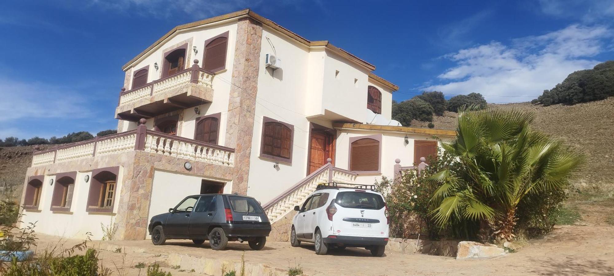Hotel La Rose Blanche à Zaouia Ben Smine Extérieur photo
