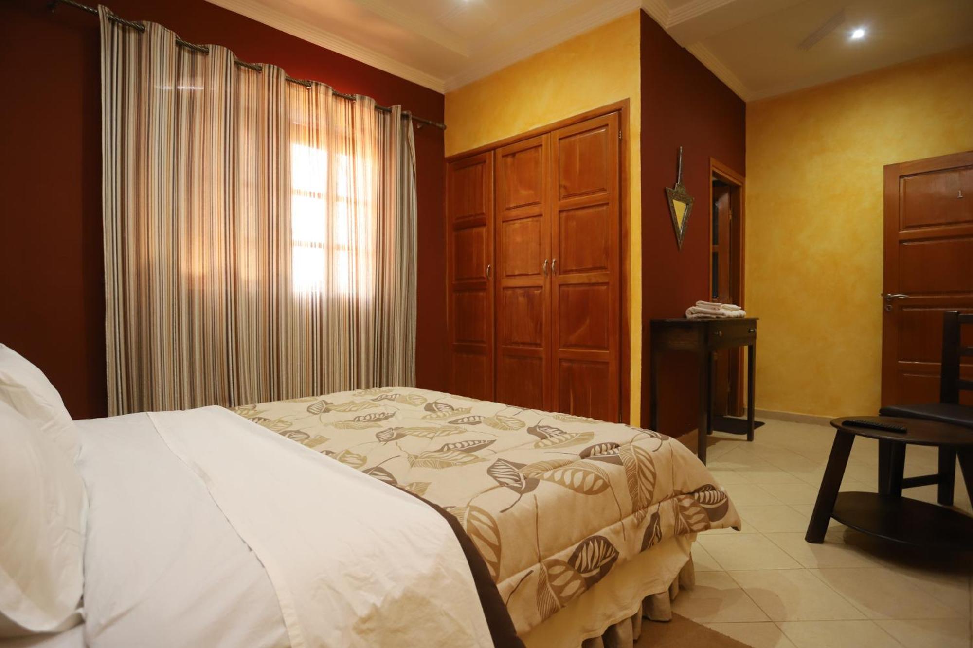 Hotel La Rose Blanche à Zaouia Ben Smine Chambre photo