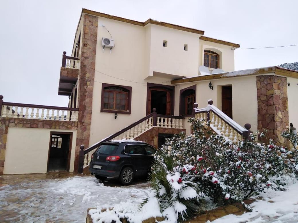 Hotel La Rose Blanche à Zaouia Ben Smine Extérieur photo