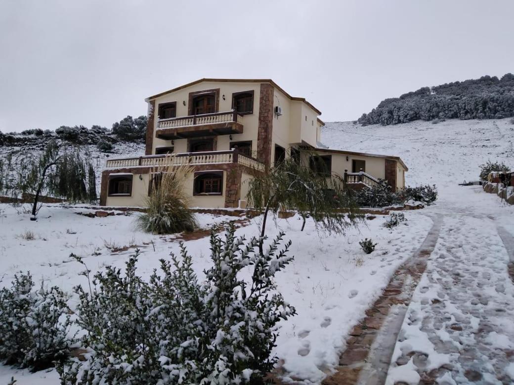 Hotel La Rose Blanche à Zaouia Ben Smine Extérieur photo